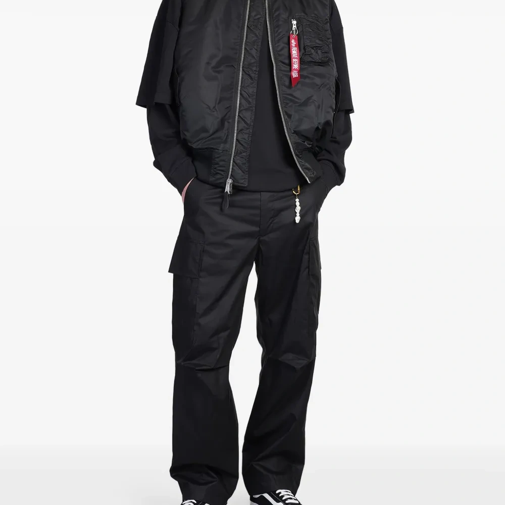 Бомбер с логотипом