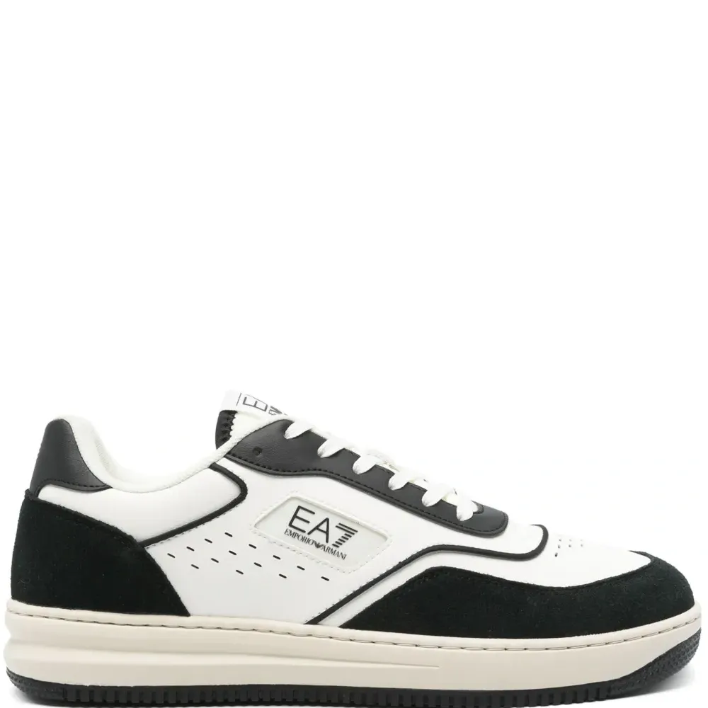 Кожаные кроссовки