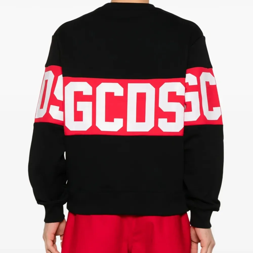 Толстовка с логотипом