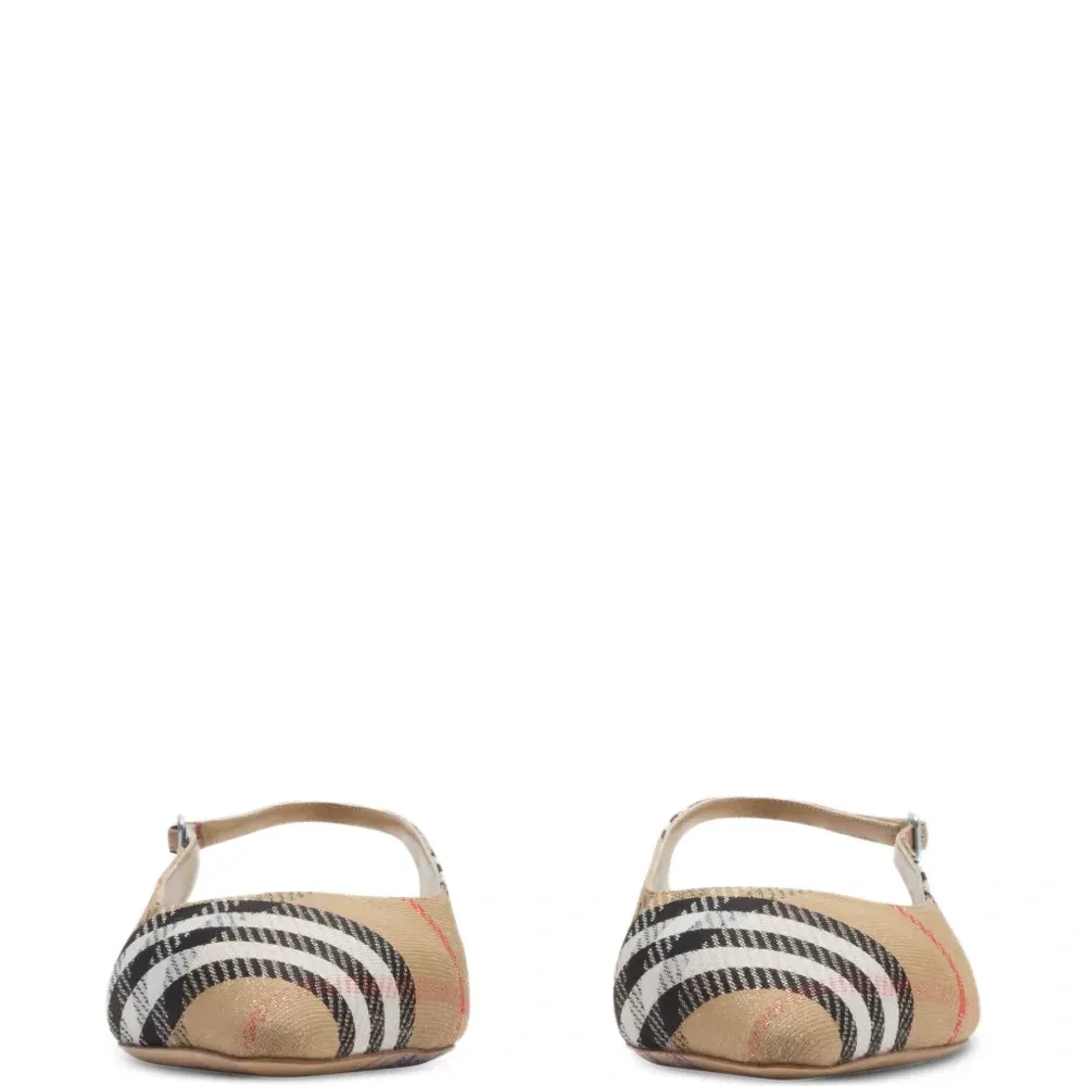 Клетчатые балетки с ремешком на пятке