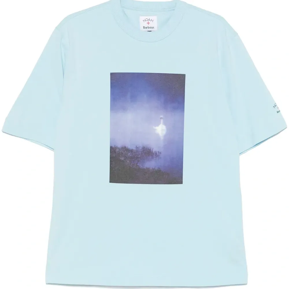 футболка Archive из коллаборации с Noah