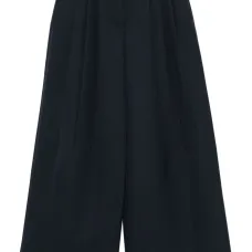 Зауженные брюки с завышенной талией Зауженные брюки с завышенной талией