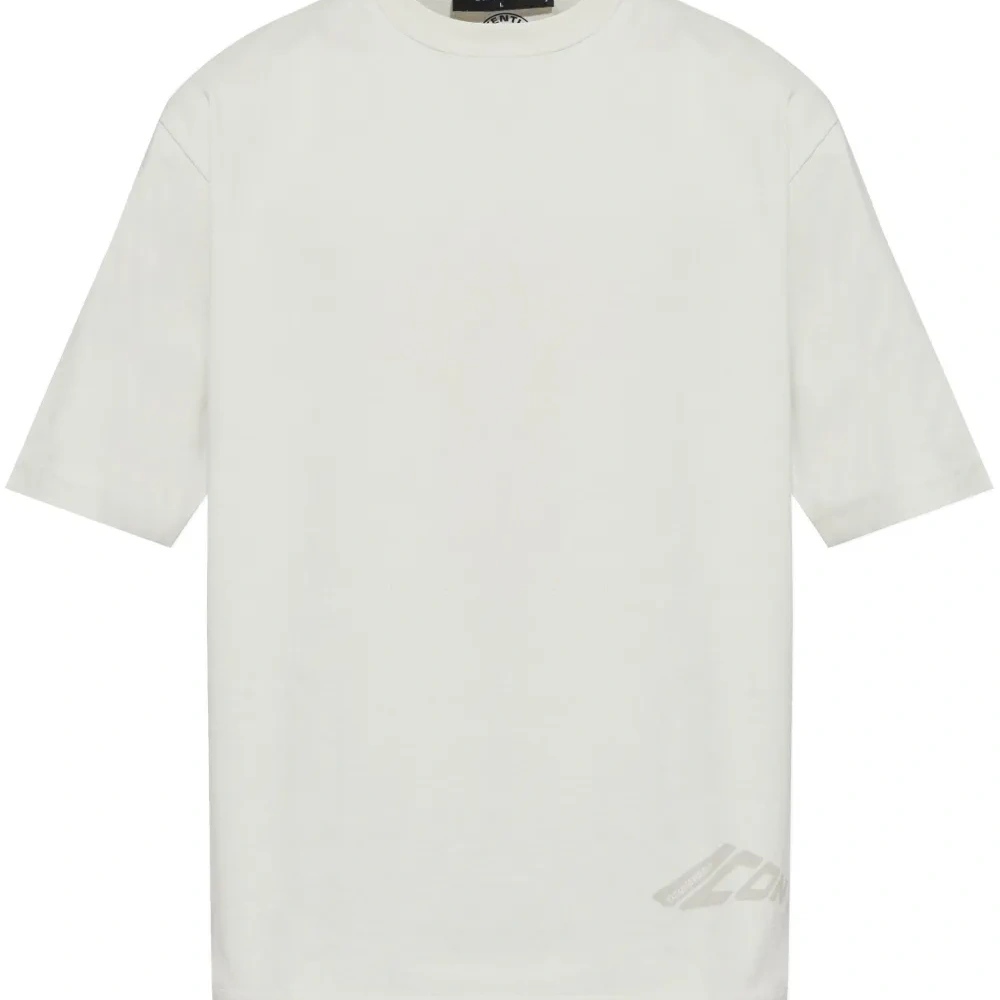 Футболка с короткими рукавами