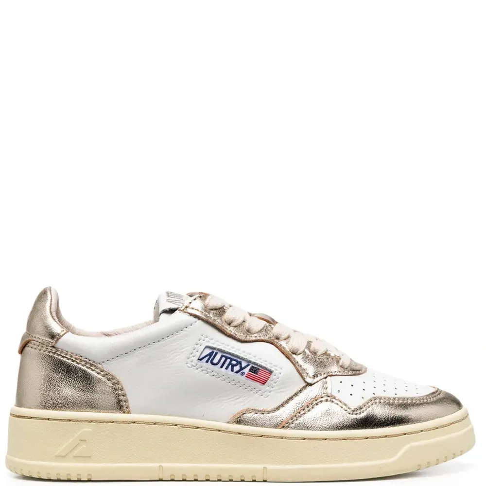 Кроссовки с нашивкой-логотипом Кроссовки с нашивкой-логотипом