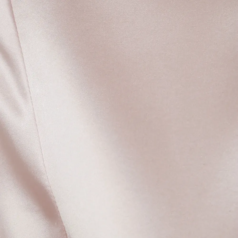 Атласная блузка