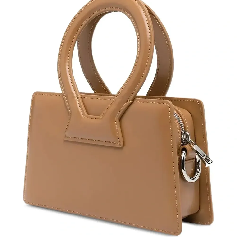 Маленькая сумка-тоут Ana