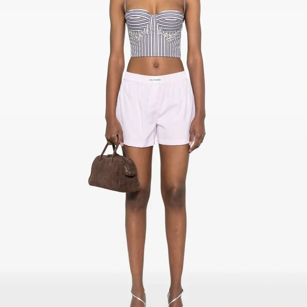 Спортивные шорты