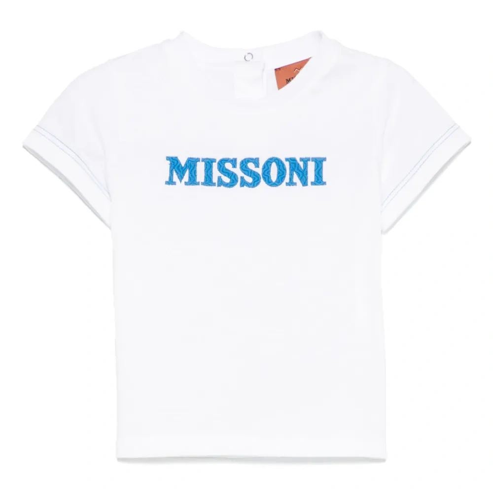 Футболка с вышитым логотипом