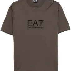 Футболка с логотипом