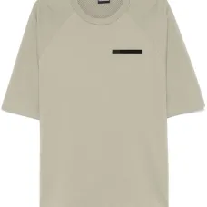 Футболка с логотипом