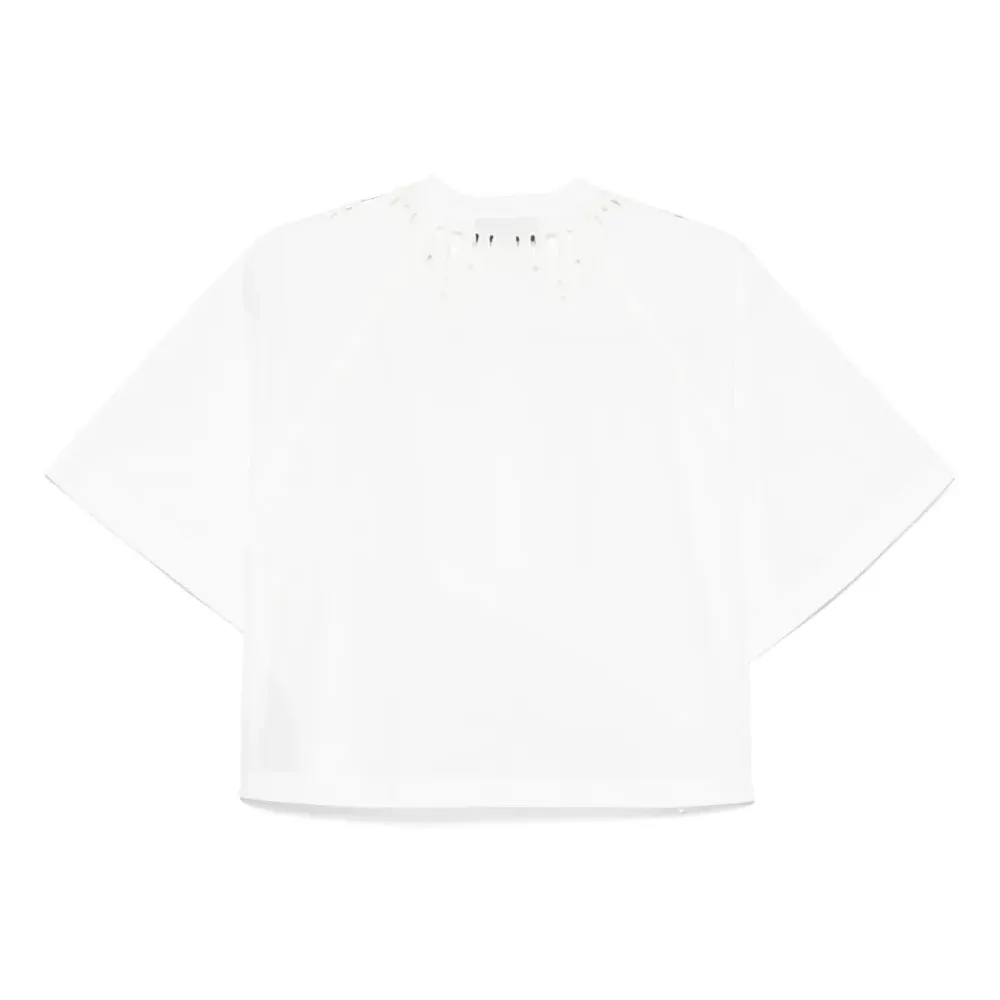 Блузка с ажурной отделкой