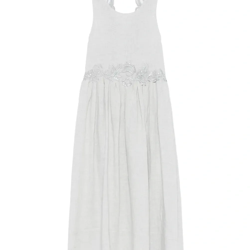 Платье миди с кружевом