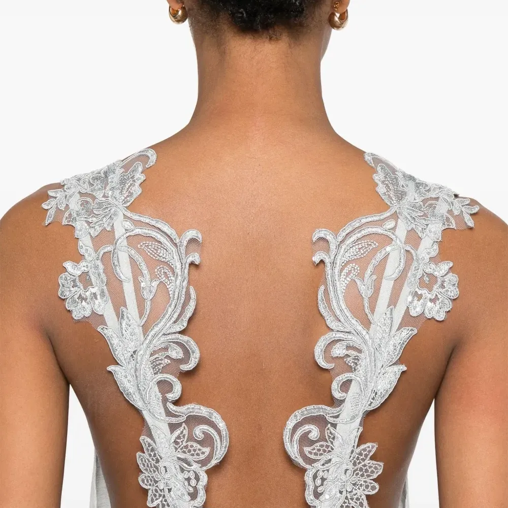 Платье миди с кружевом