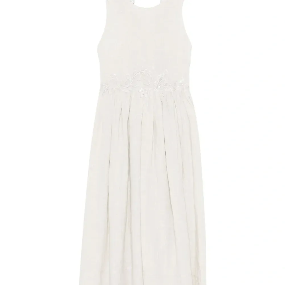 Платье миди с кружевом