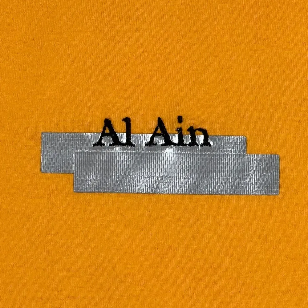 Футболка с графичным принтом