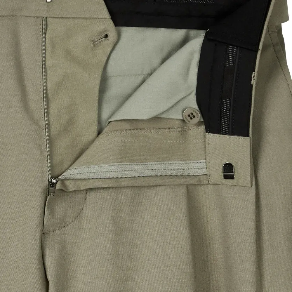 Брюки с защипами