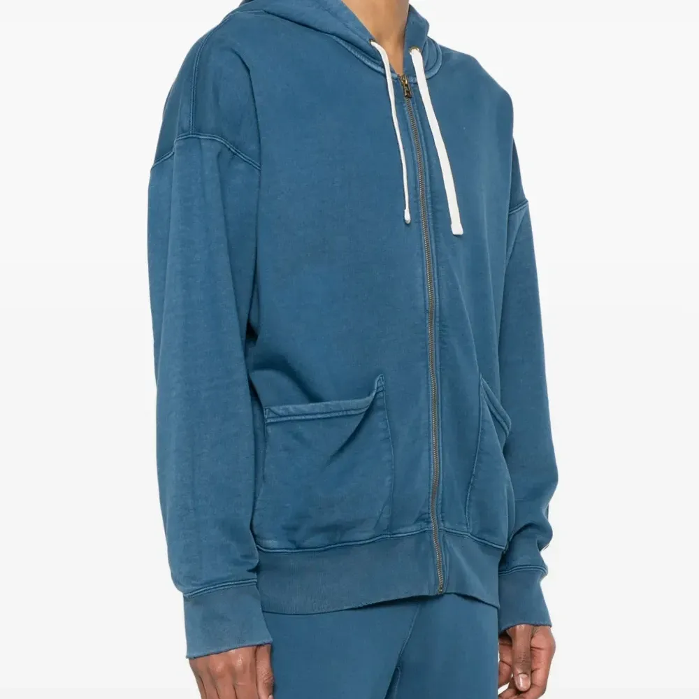 Худи с нашивкой-логотипом Худи с нашивкой-логотипом