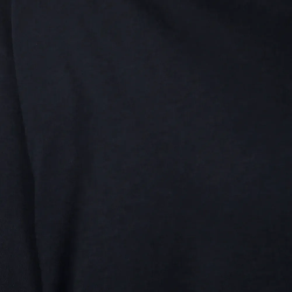 Футболка с V-образным вырезом