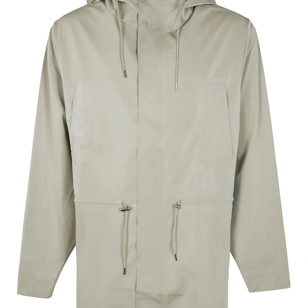 Плащ с капюшоном