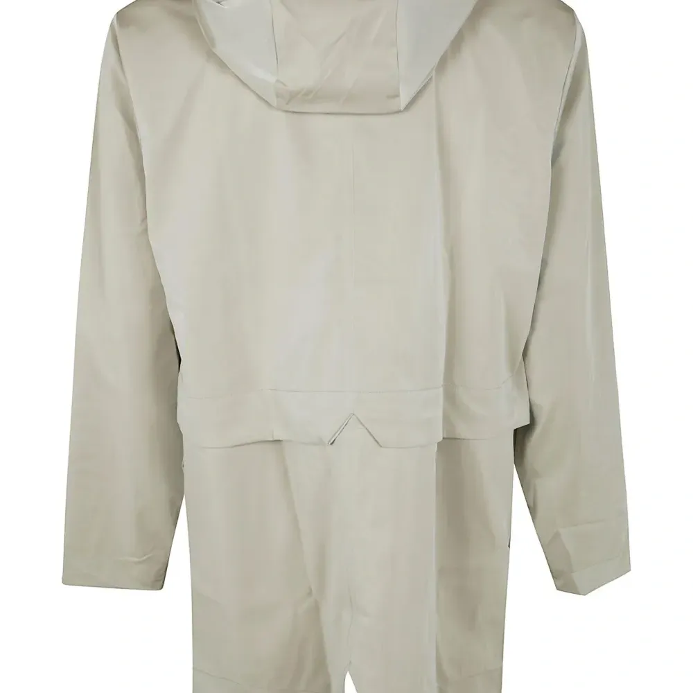 Плащ с капюшоном