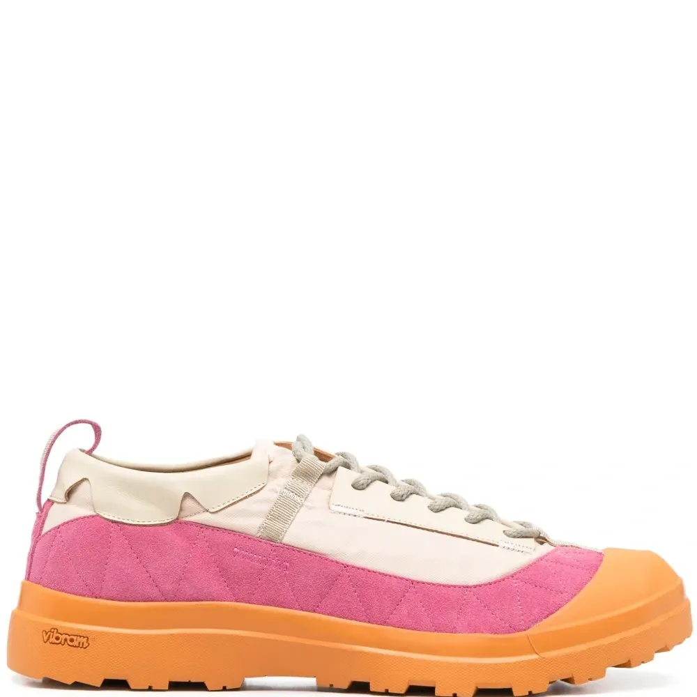 Кроссовки со вставками