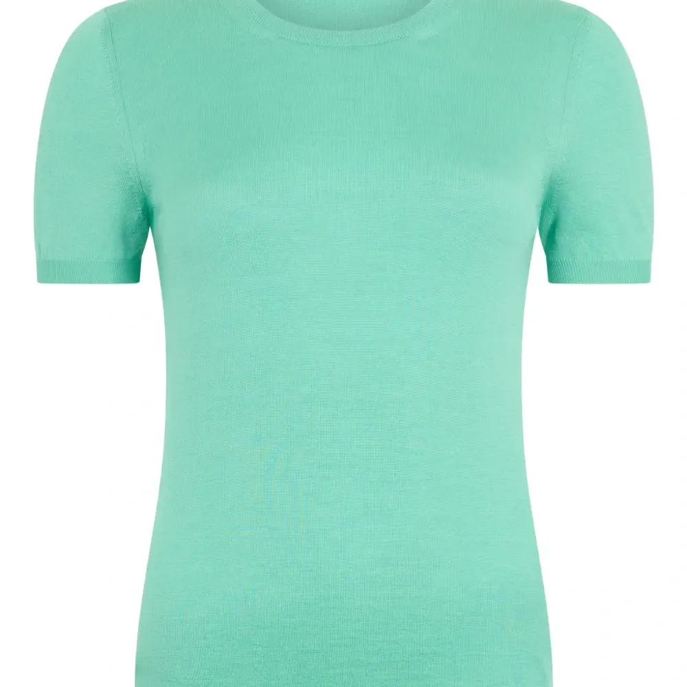 Вязаный топ с короткими рукавами