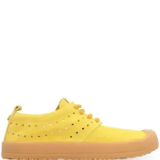 кроссовки на шнуровке