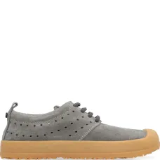 кроссовки на шнуровке