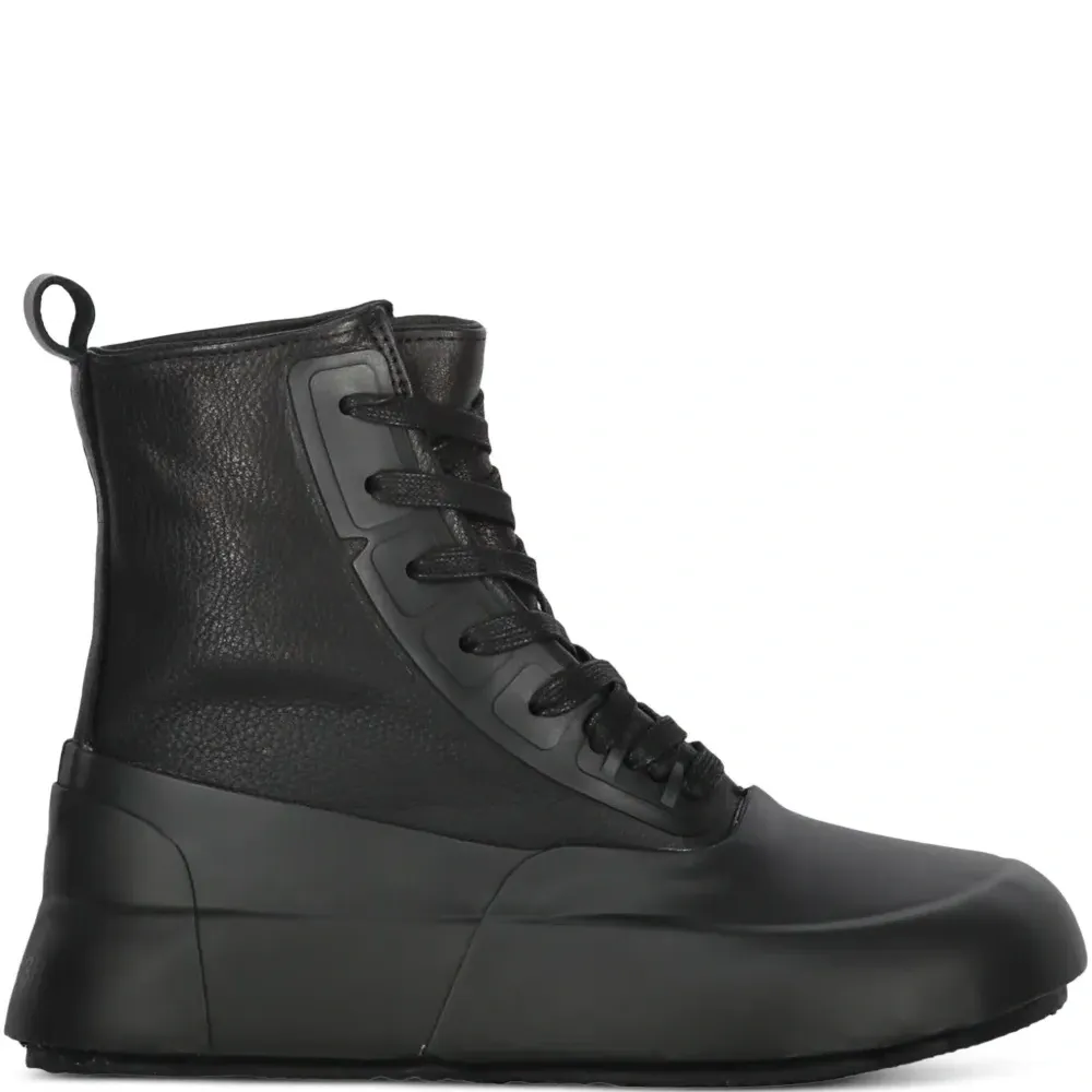 кроссовки на массивной подошве кроссовки на массивной подошве