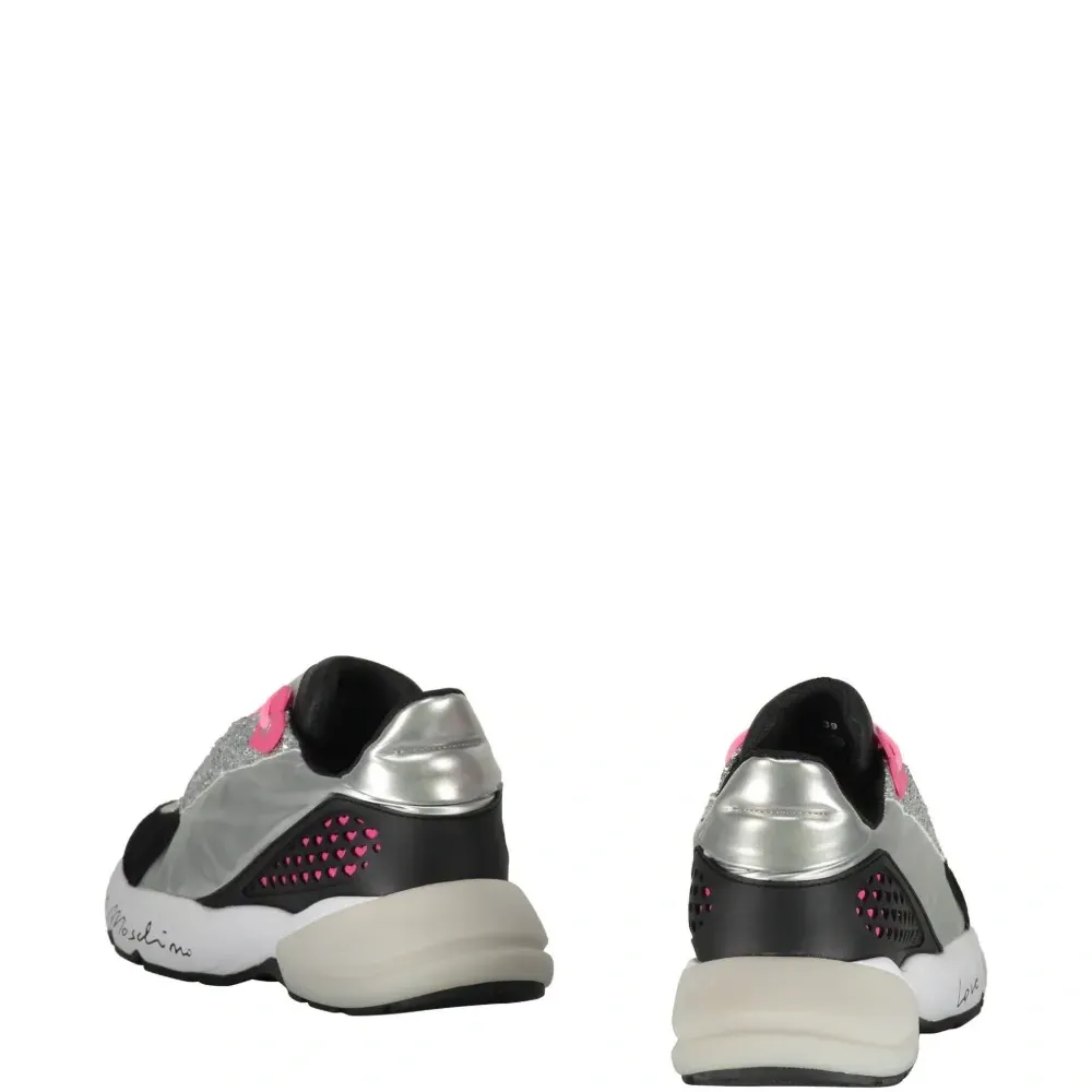 Кроссовки в стиле колор-блок