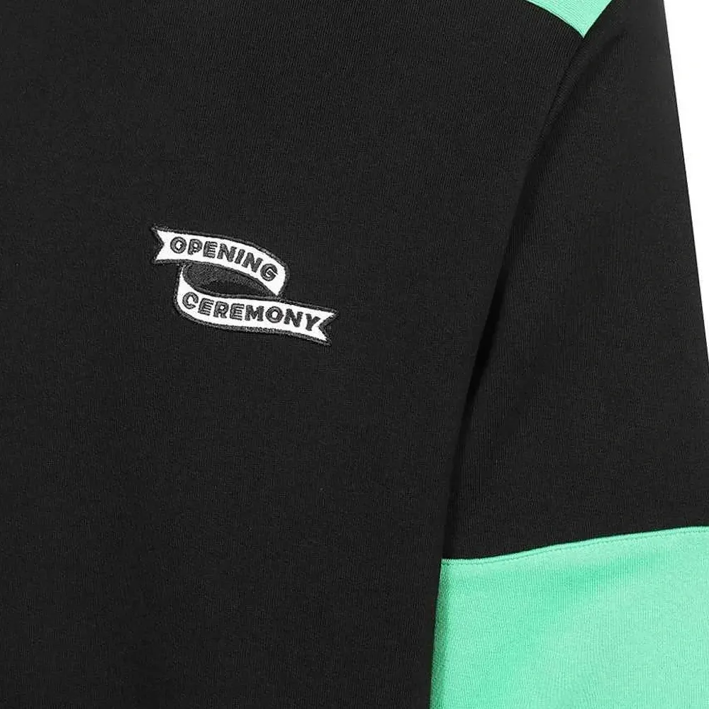 Толстовка в стиле колор-блок