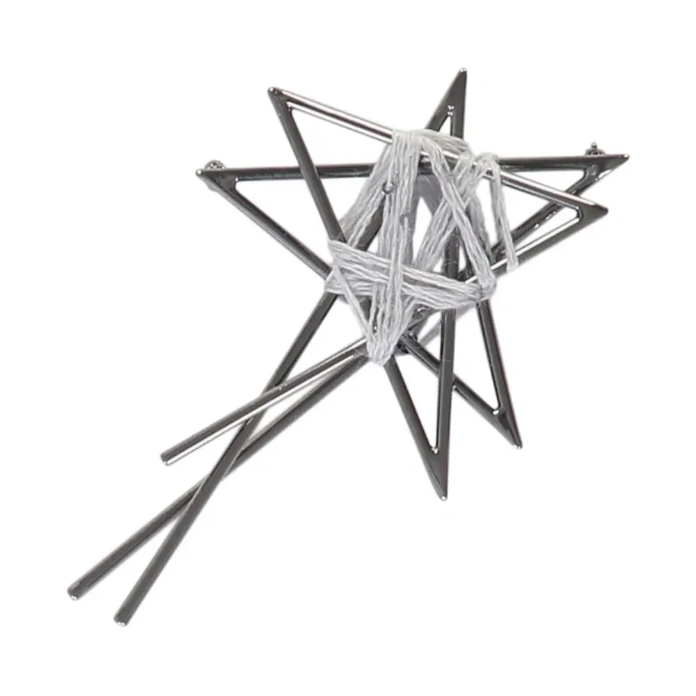 декорированная брошь