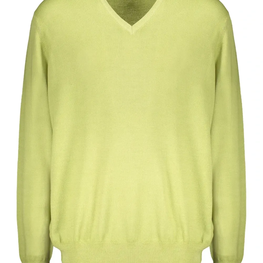 Топ с V-образным вырезом и рубчатой вязкой