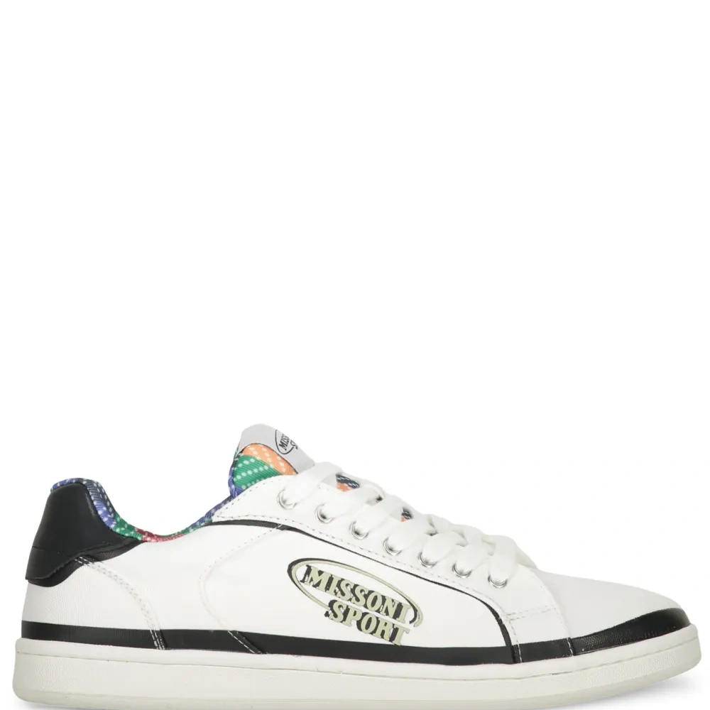 Кроссовки с логотипом