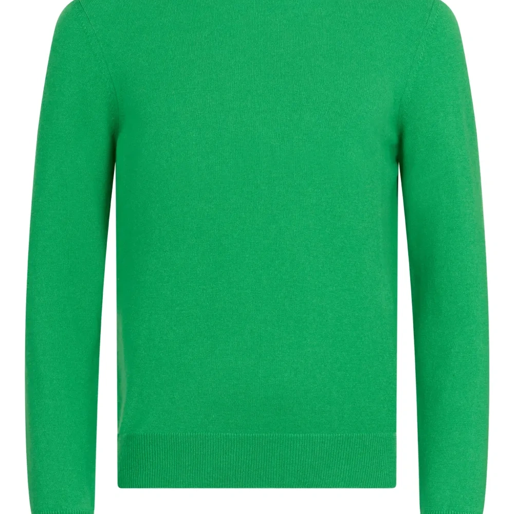 Джемпер с круглым вырезом