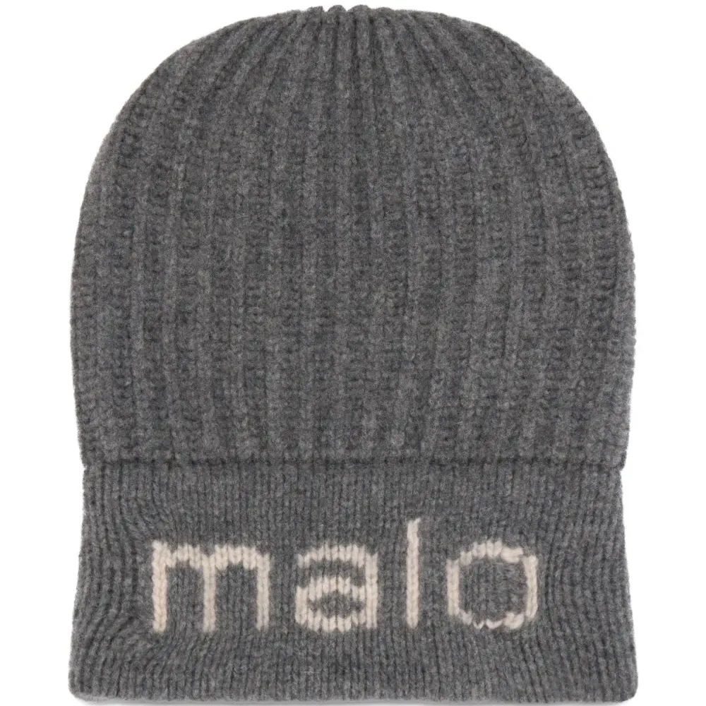 Вязаная шапка с логотипом