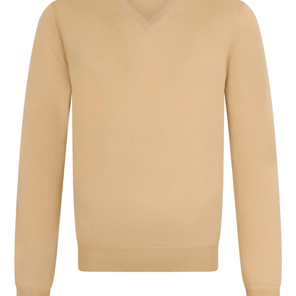 Свитер с V-образным вырезом