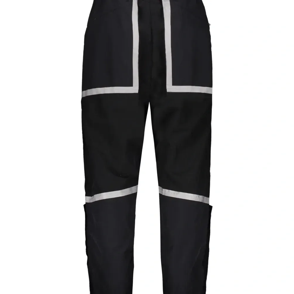 Спортивные брюки с контрастной отделкой