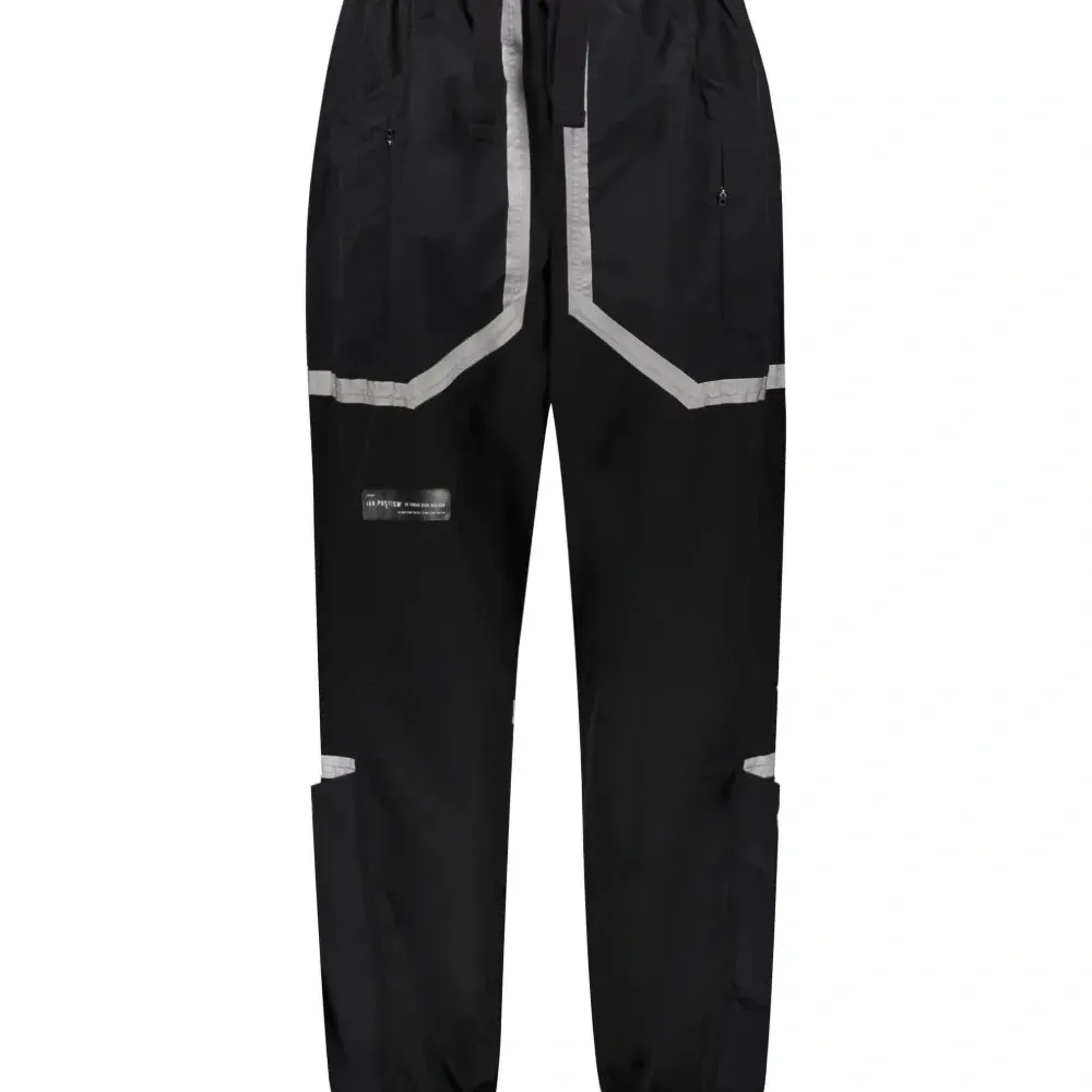 Спортивные брюки с контрастной отделкой