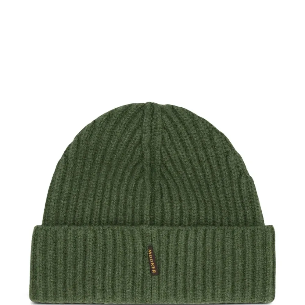 Шапка бини в рубчик