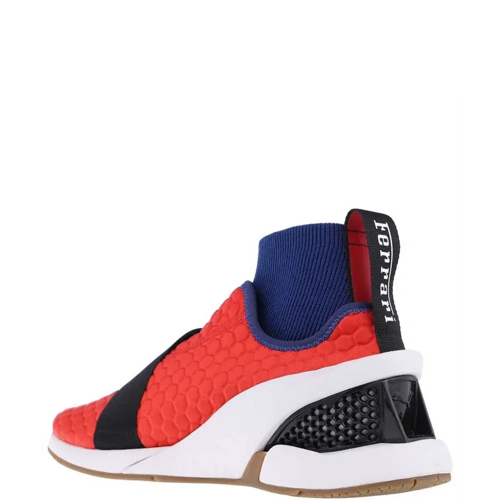 Высокие кроссовки из коллаборации с Puma