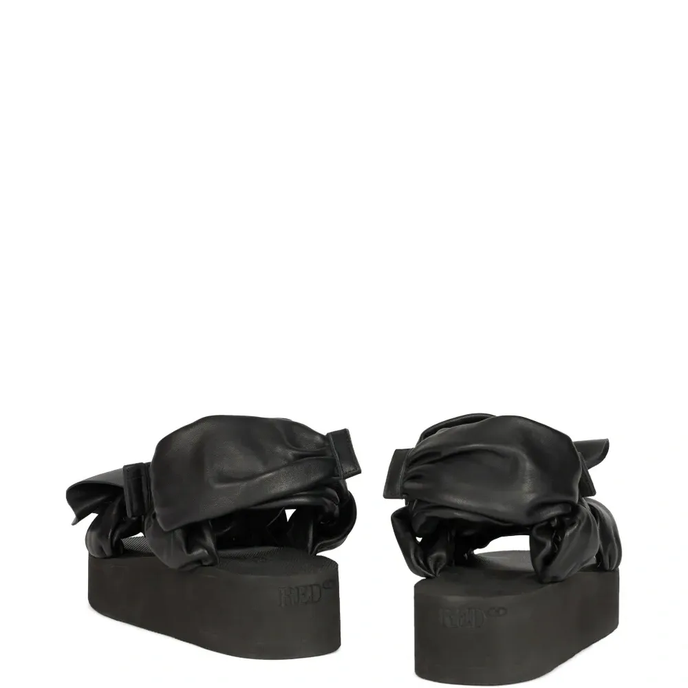 Босоножки на платформе с узлом