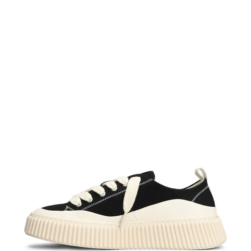 Кеды из канваса