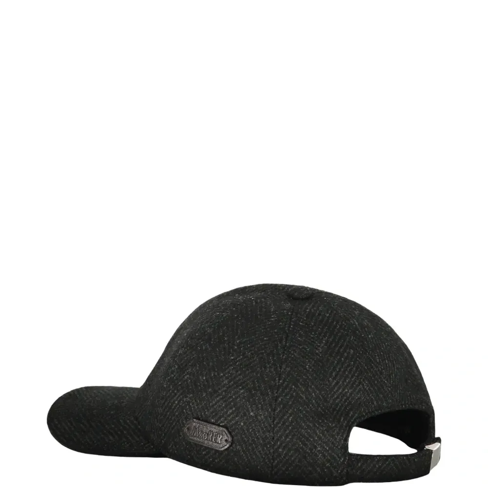 Бейсболка с ёлочным узором