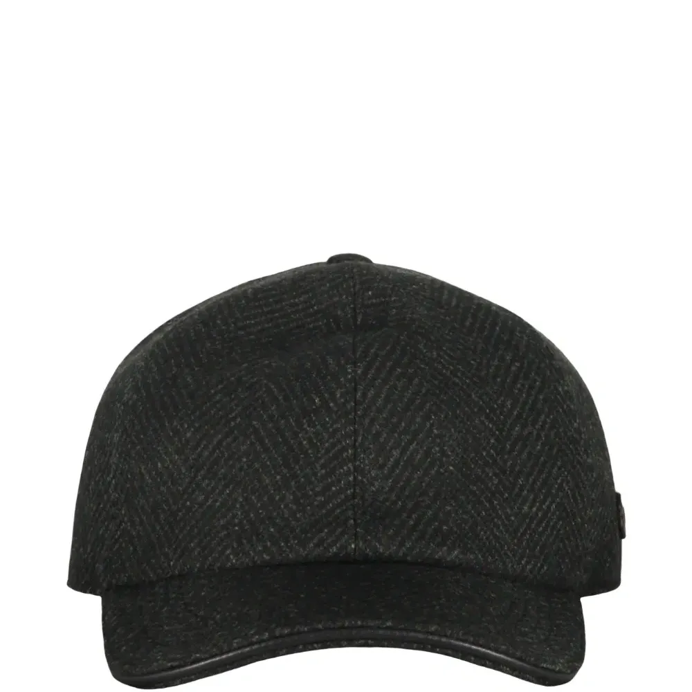 Бейсболка с ёлочным узором