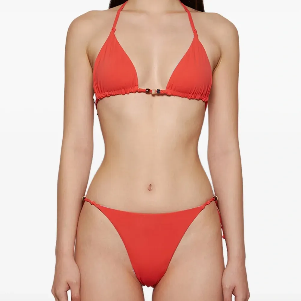 Бикини с треугольными чашками Бикини с треугольными чашками