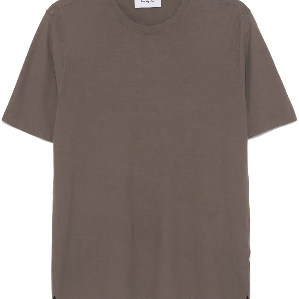 Футболка с круглым вырезом