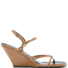 Босоножки на танкетке с ремешками Босоножки на танкетке с ремешками