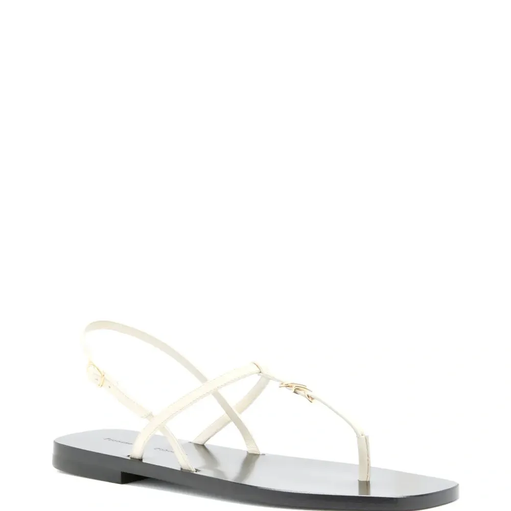 Сандалии с перекрестными ремешками