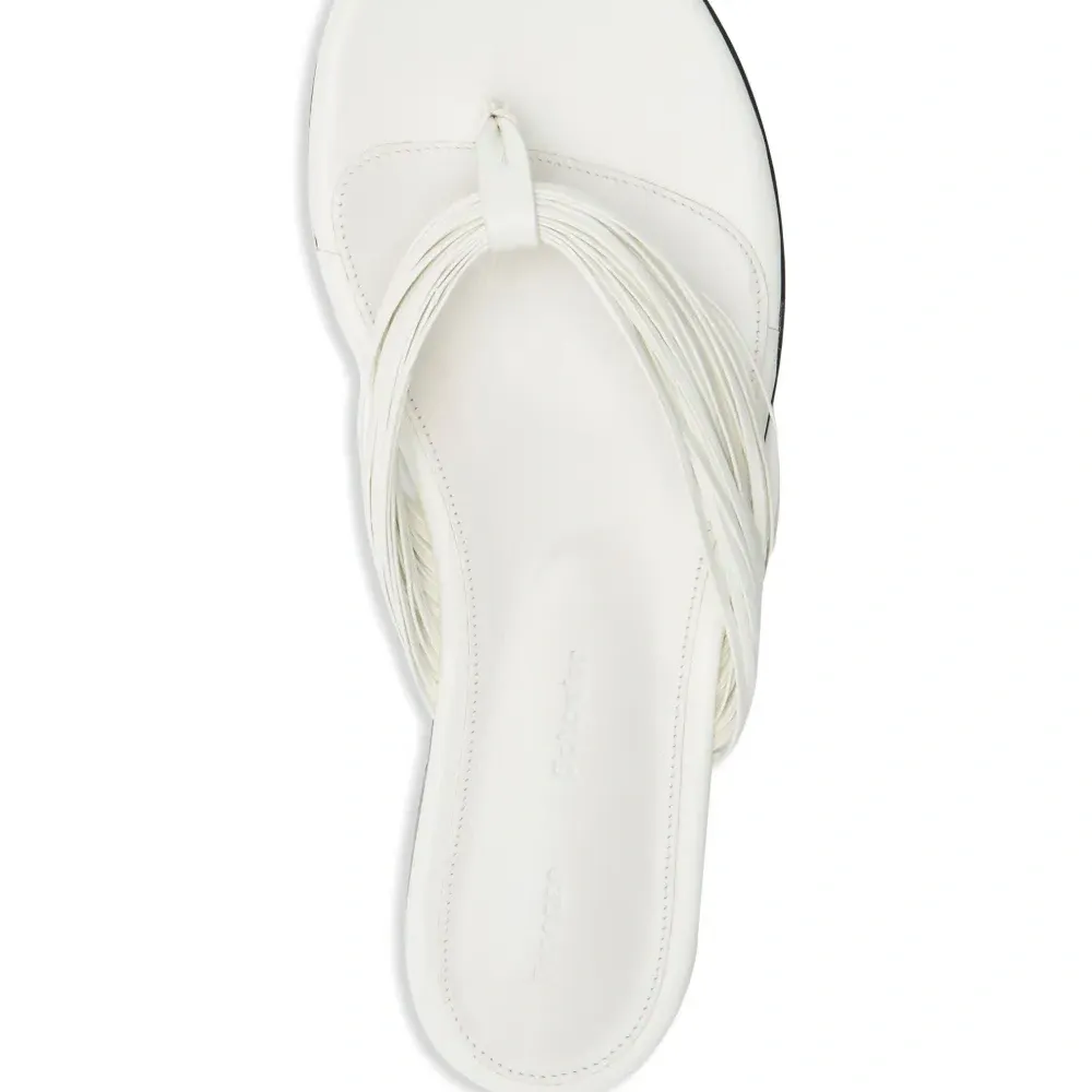 Сандалии со складками